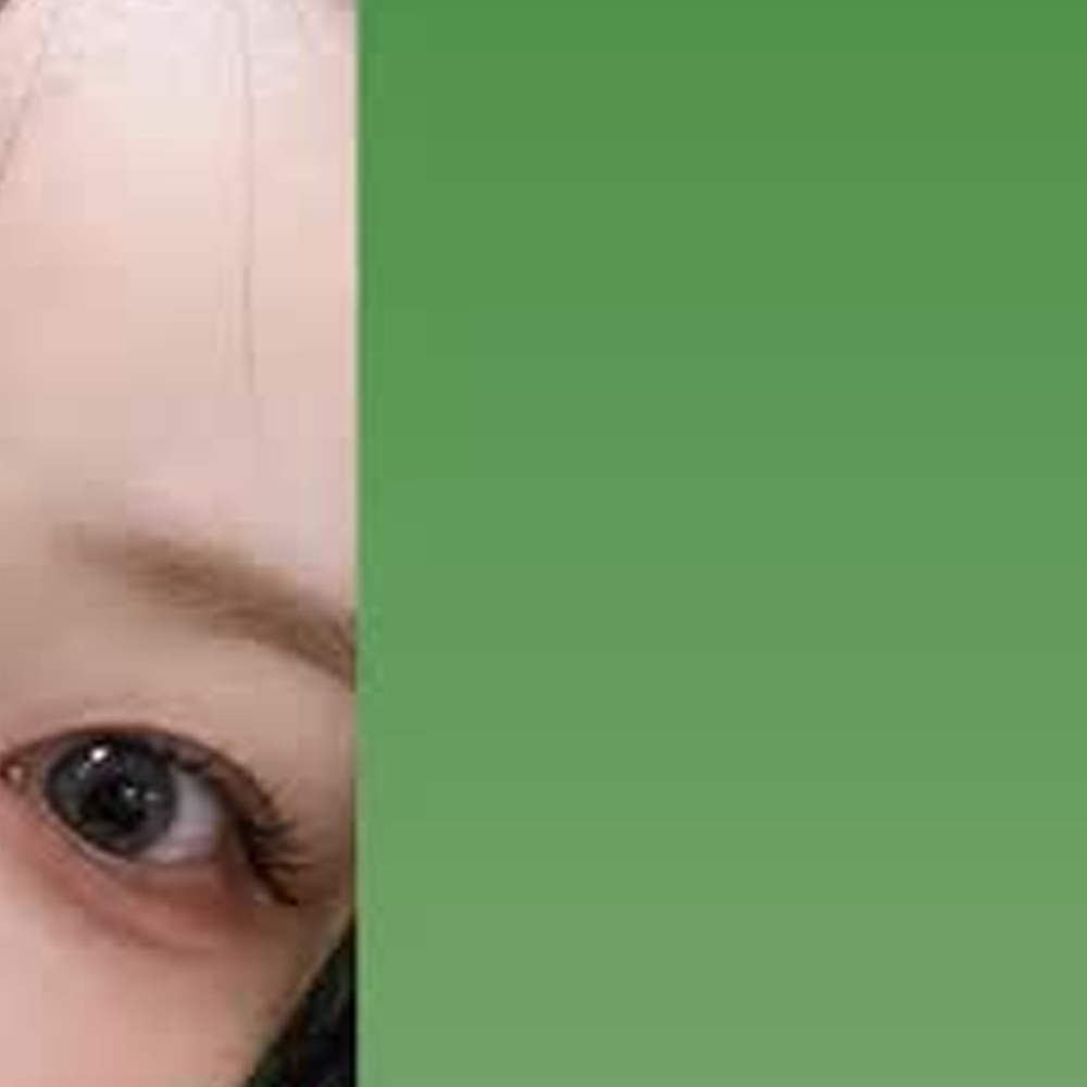 Recent activity shot of HaSeul (ARTMS)