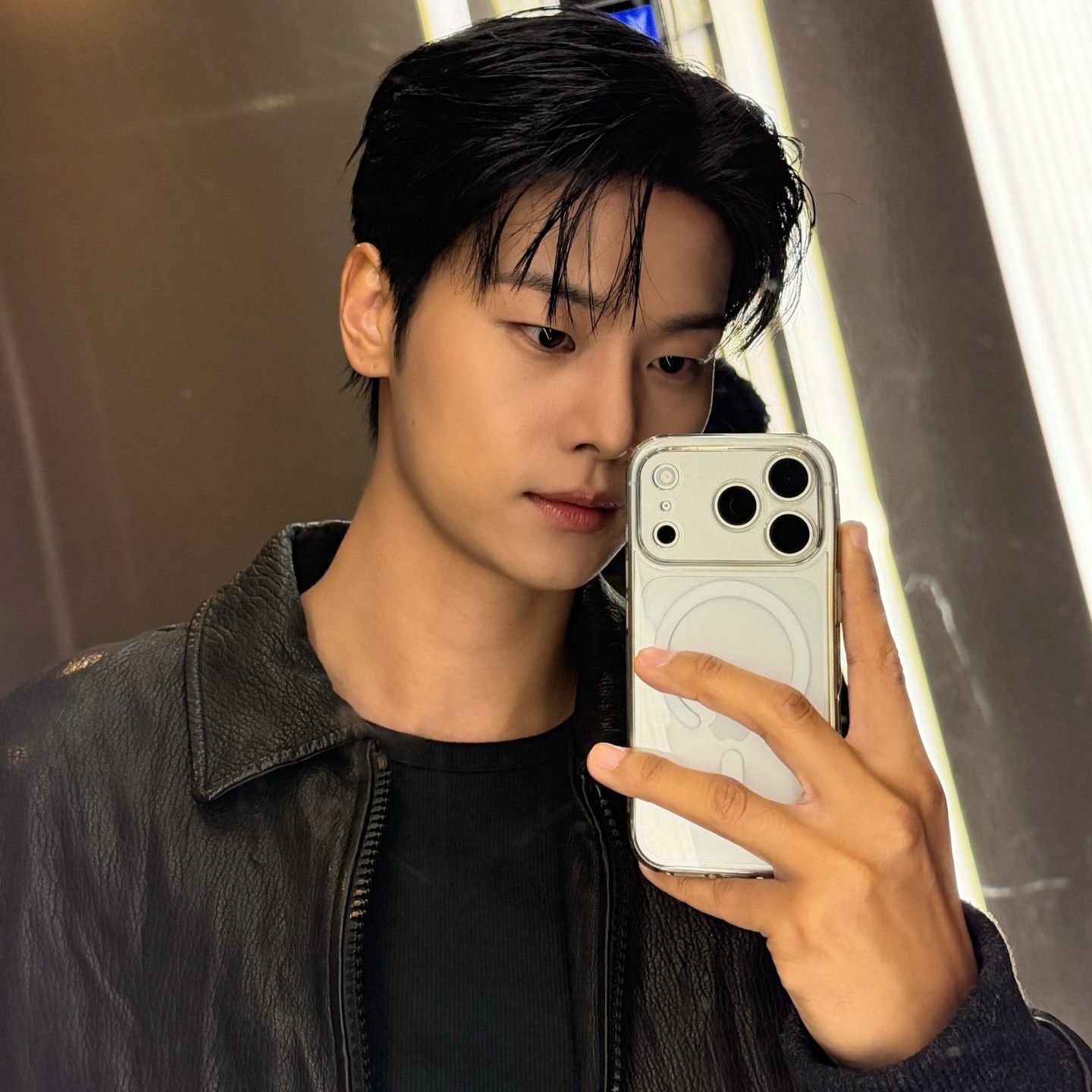 A moment captured by VIXX's fan