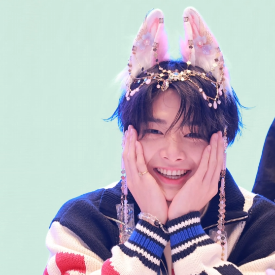 Behind-the-scenes cut of I.N (Stray Kids)