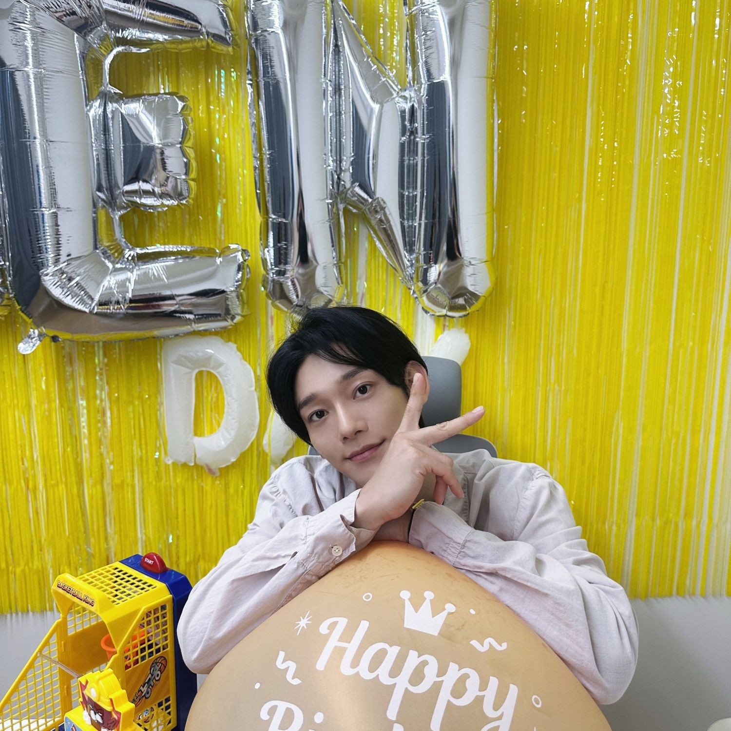 Latest photo of Chen (EXO)