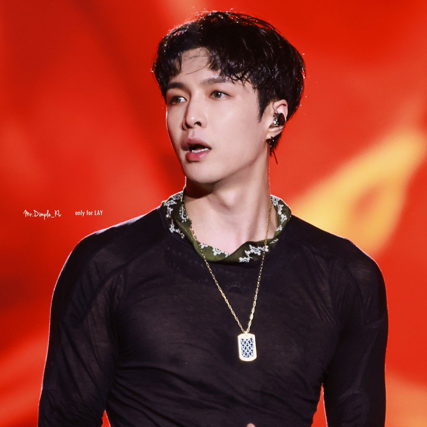 Latest photo of Lay (EXO)