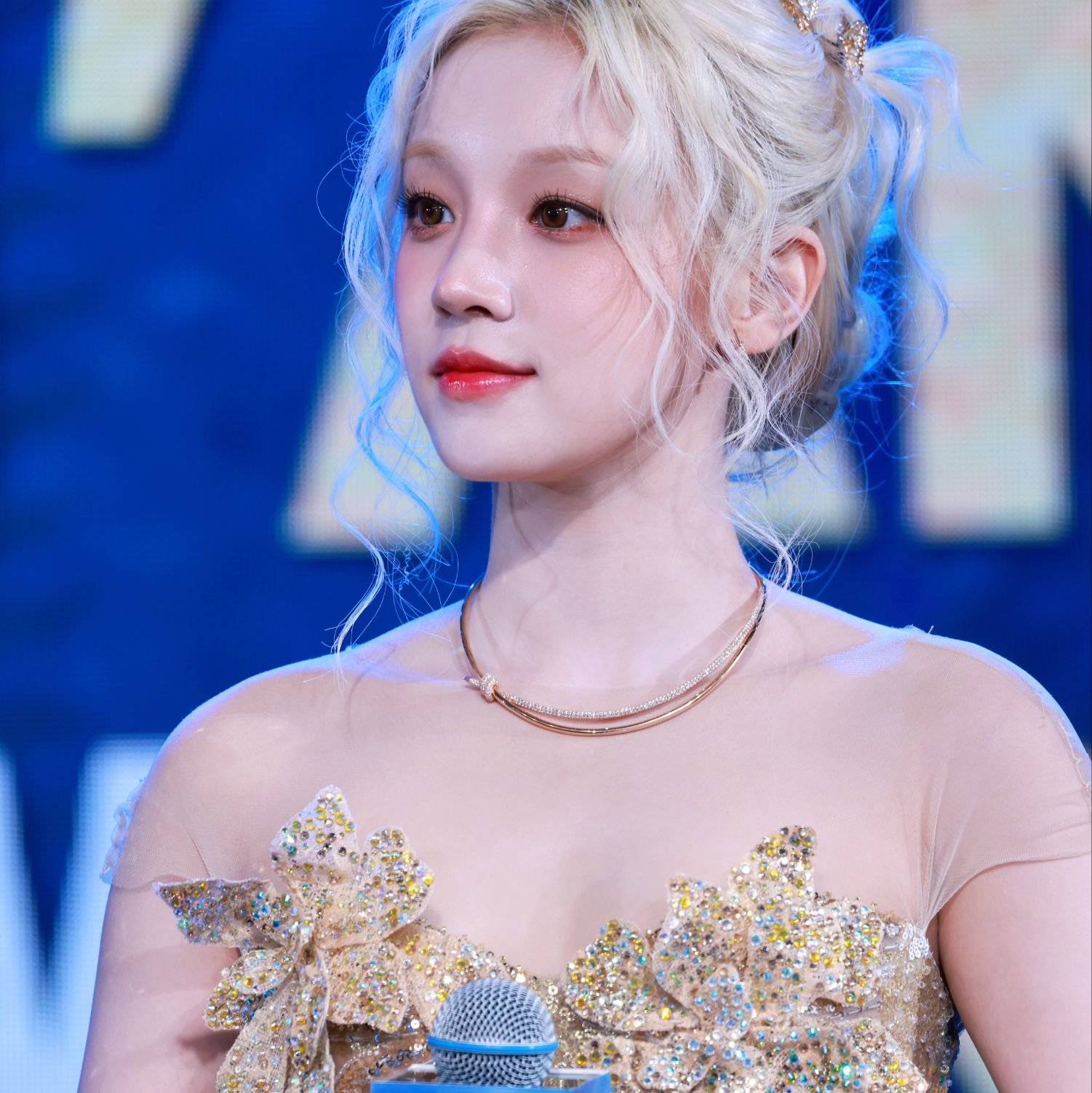 Foto aktivitas terbaru Yuqi (i-dle)