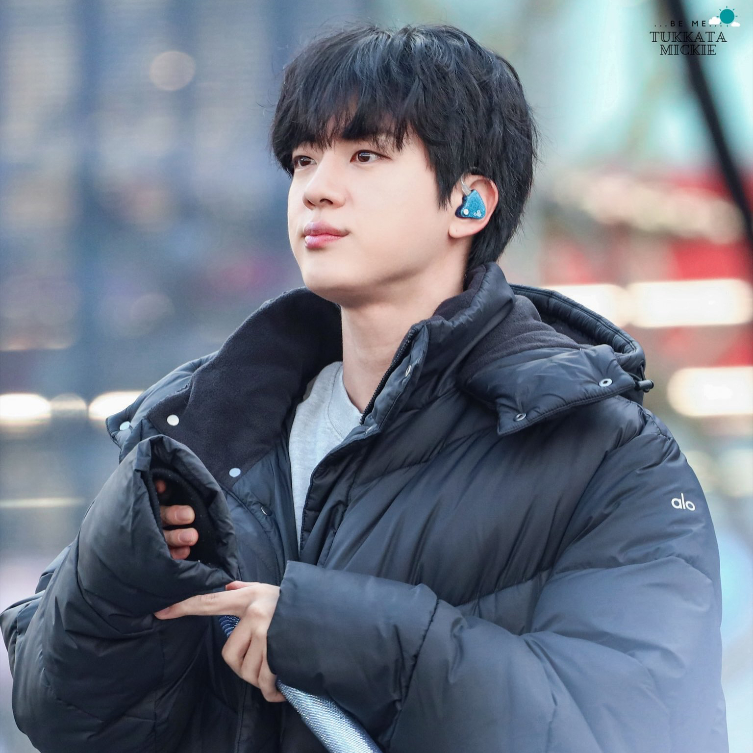 A moment captured by Jin (BTS)'s fan