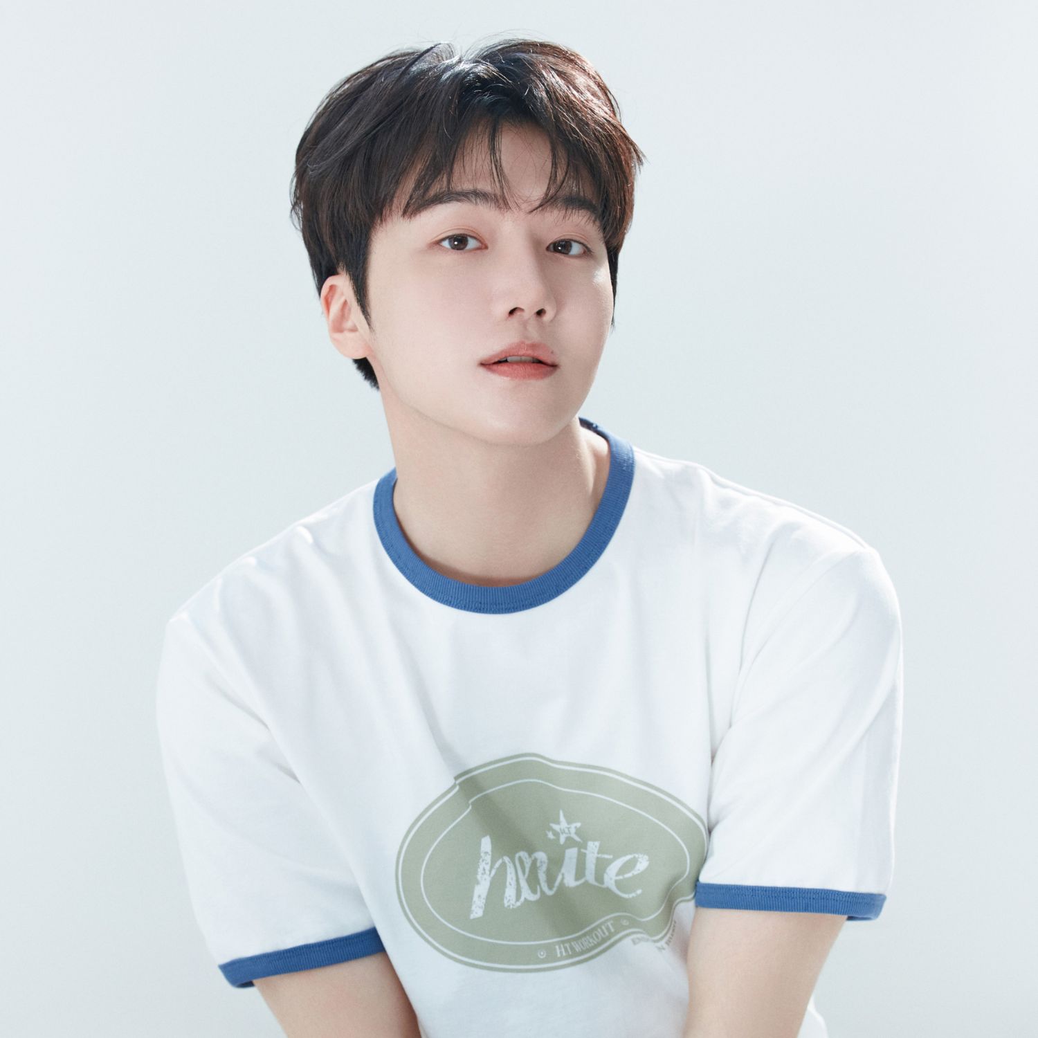 Recent activity shot of Jinho (PENTAGON)