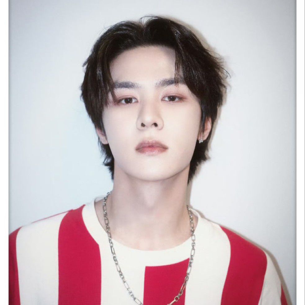A moment captured by KUN (WayV)'s fan