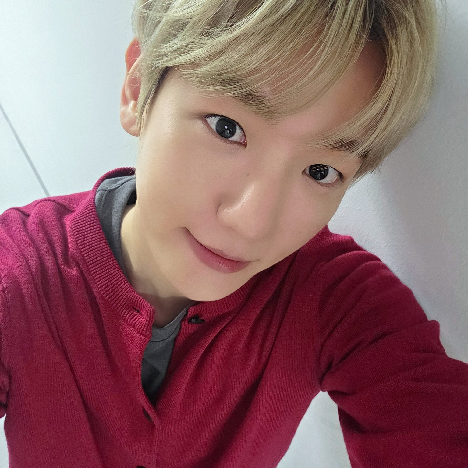 백현 (EXO)의 비하인드 컷