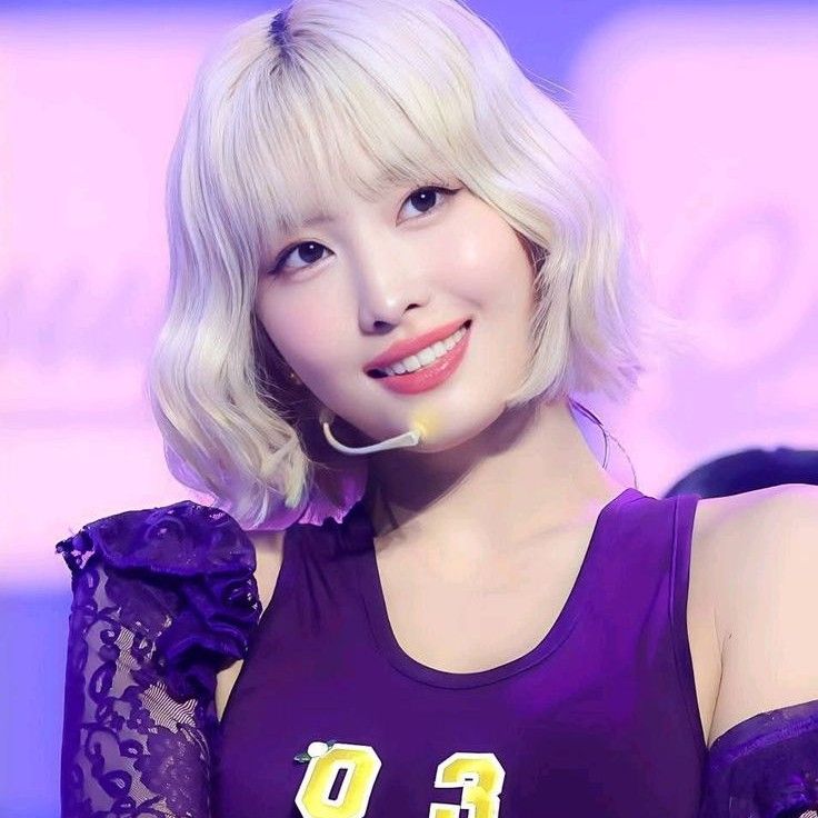 모모 (TWICE)의 비하인드 컷