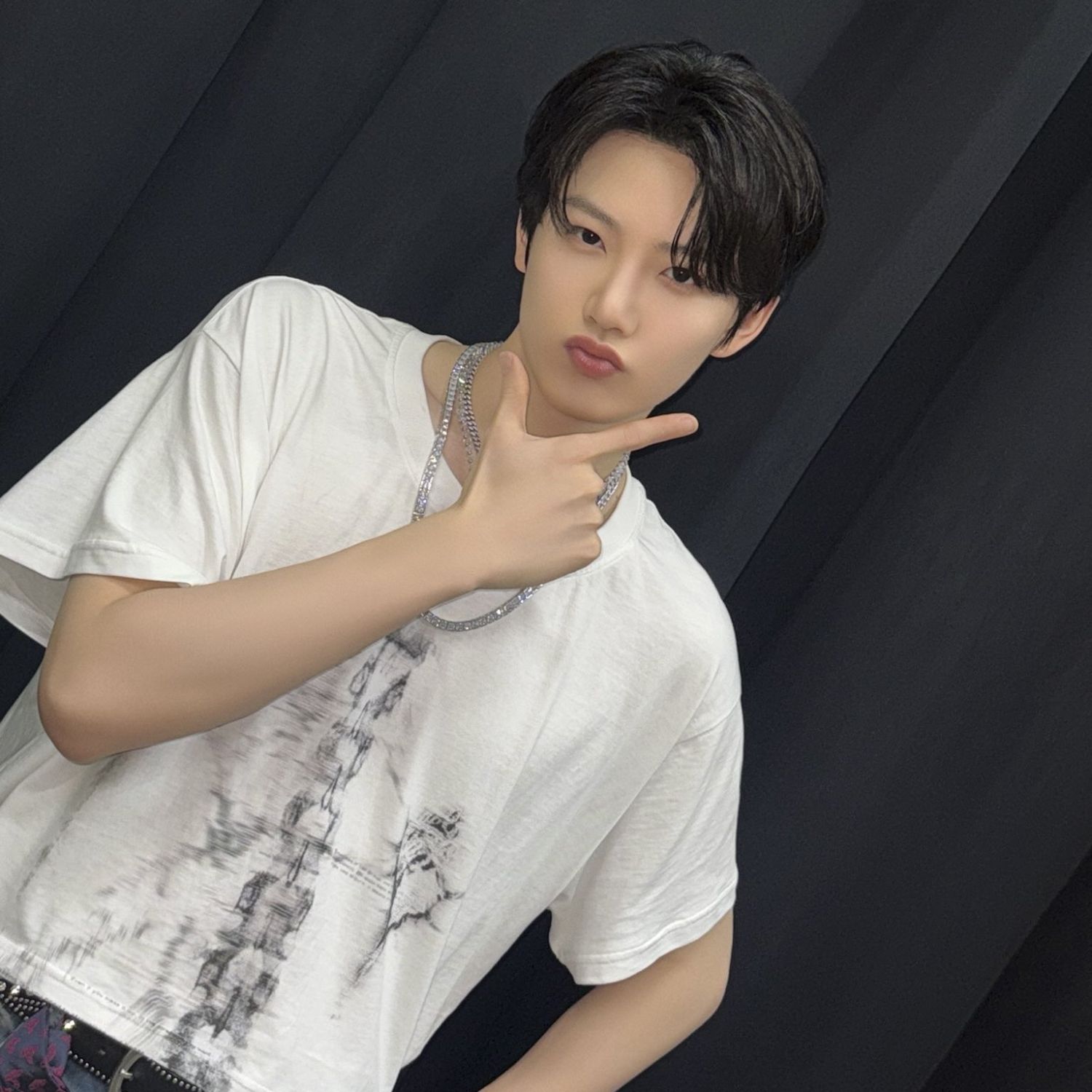 Latest photo of Junkyu (TREASURE)