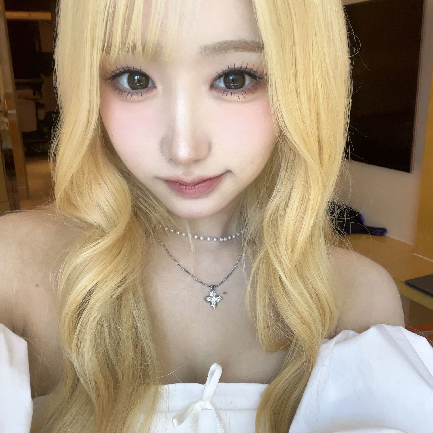 Behind-the-scenes cut of Mei (SAY MY NAME)