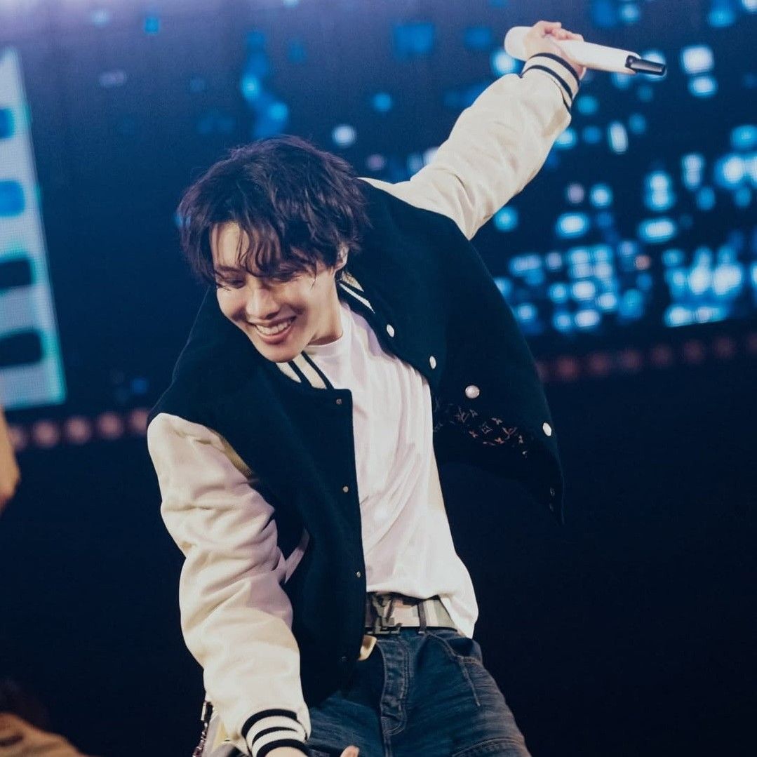 J-hope (防彈少年團)的幕後花絮