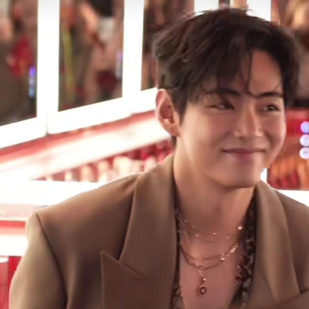 V (防弹少年团)粉丝拍下的瞬间