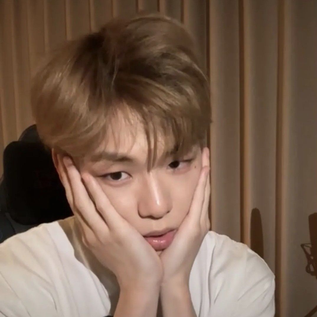 Momen yang diabadikan oleh penggemar Kang Daniel
