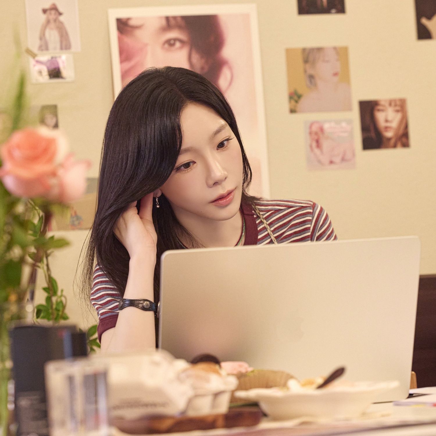 Recent activity shot of Taeyeon (Girls' Generation)