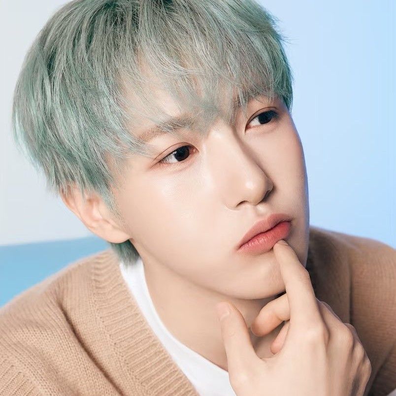 Behind-the-scenes cut of Renjun (NCT DREAM)