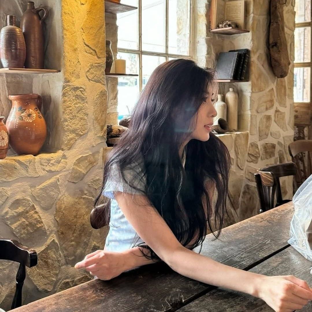 Recent activity shot of Oh Hayoung (Apink)
