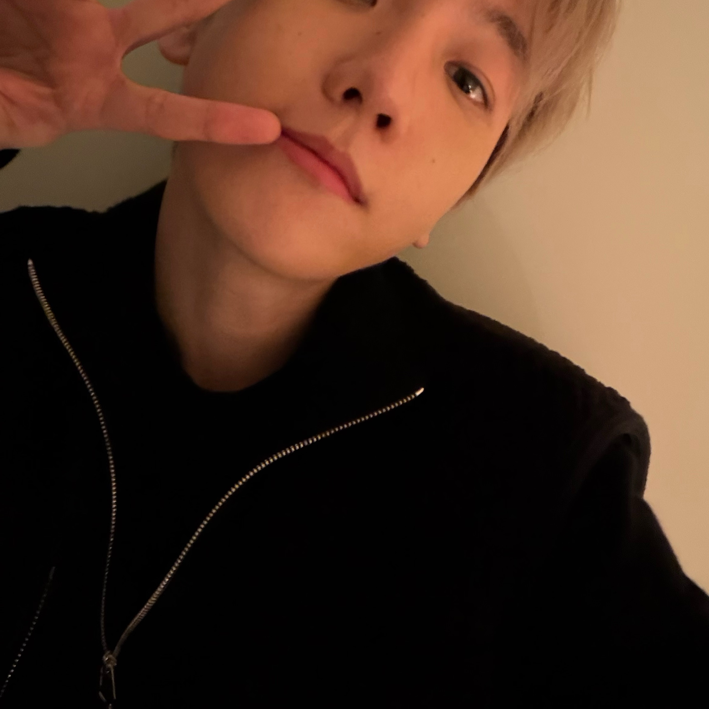 백현 (EXO)의 최신 사진