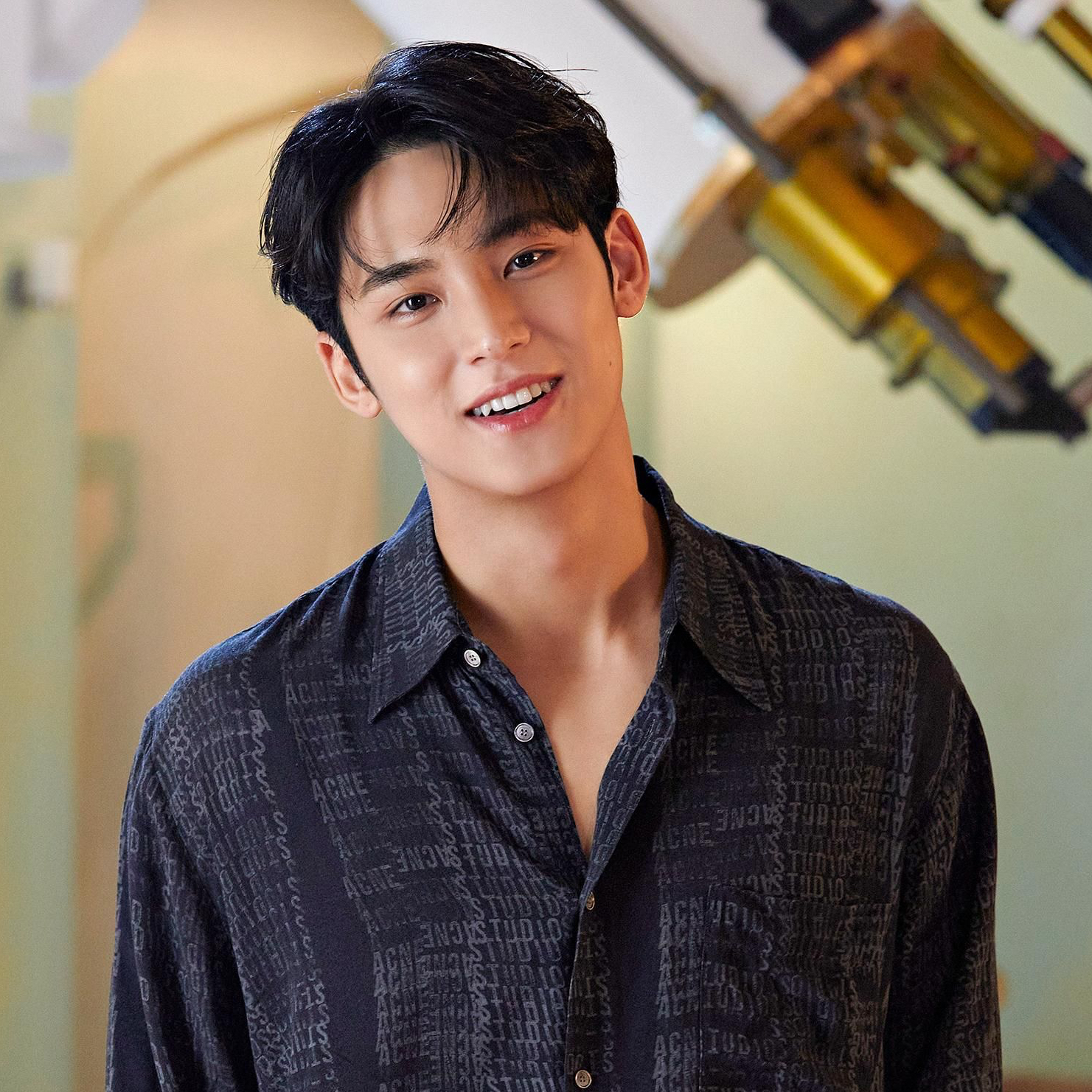 Behind-the-scenes cut of SEVENTEEN