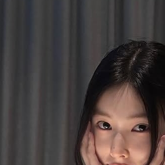 Latest photo of Kang Hyewon
