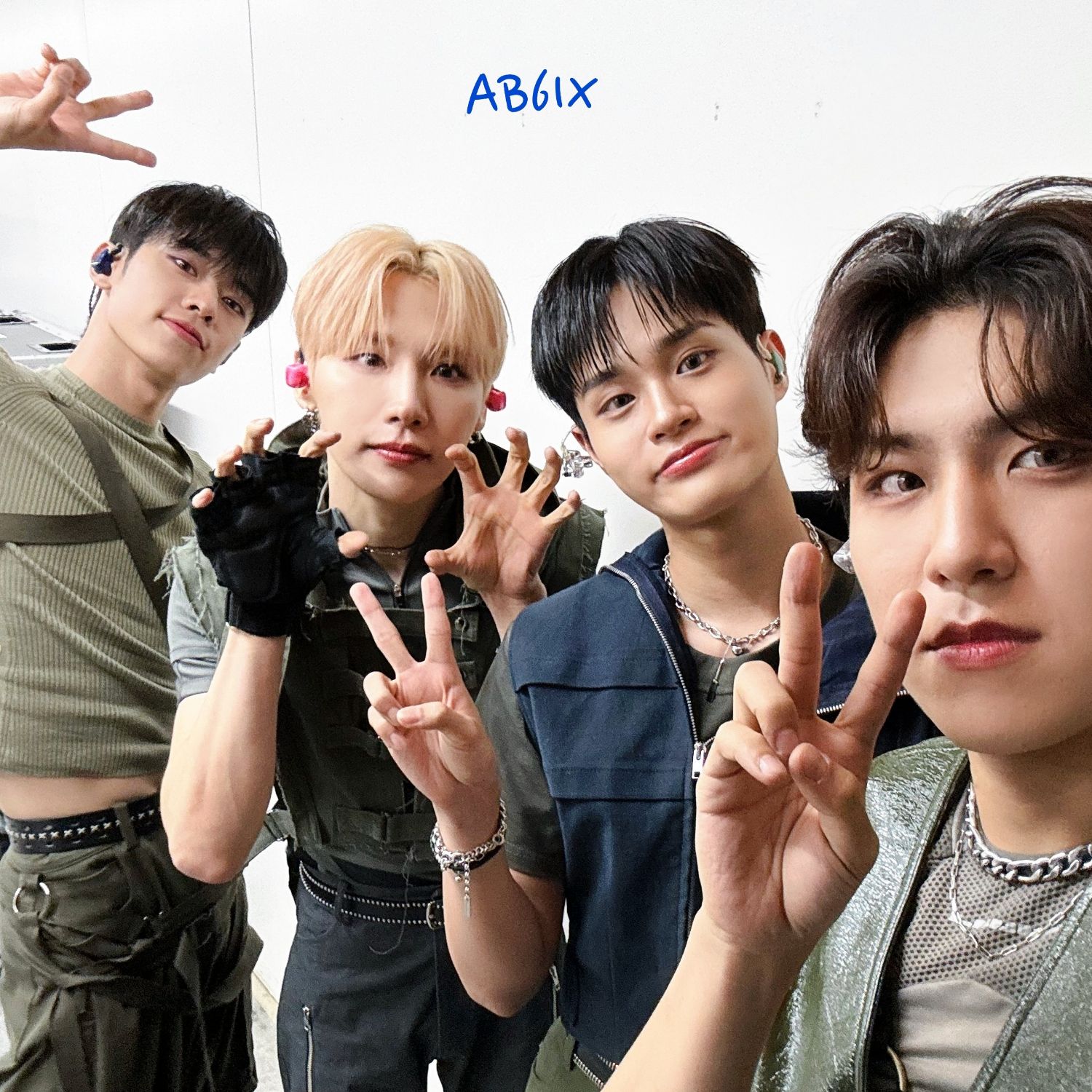 Behind-the-scenes cut of AB6IX