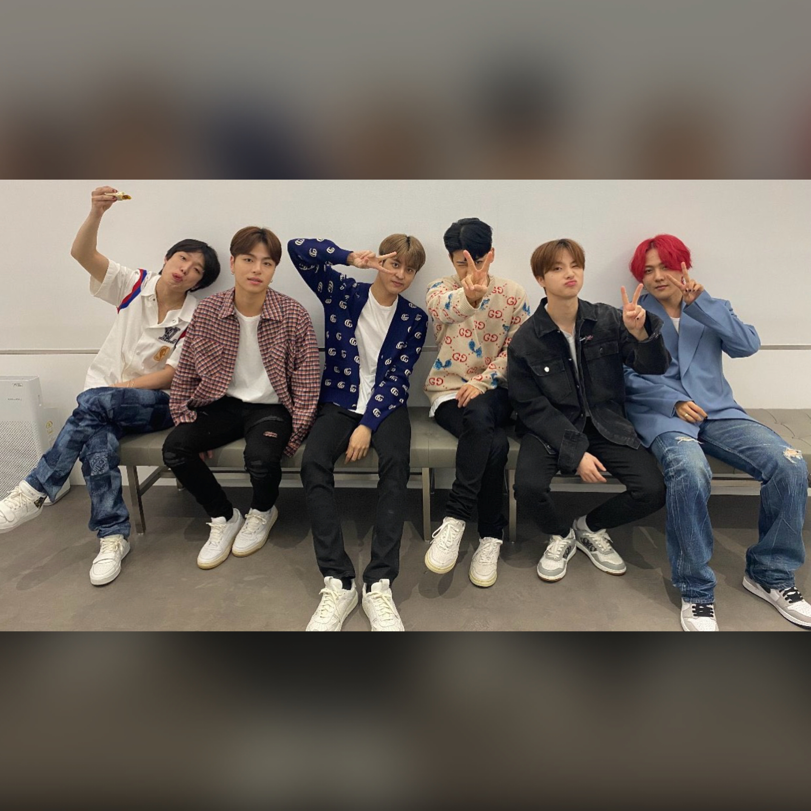 Latest photo of iKON