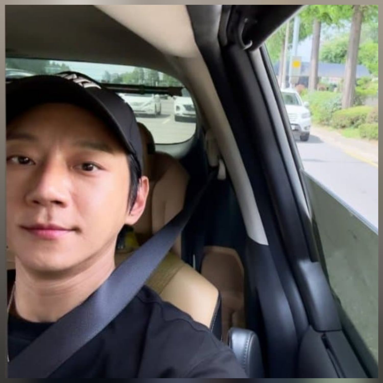 Behind-the-scenes cut of Hwang Chiyeol