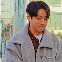 Recent activity shot of Hwang Chiyeol