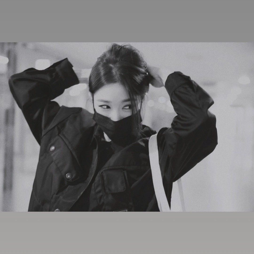 Latest photo of Tiffany Young (Girls' Generation)