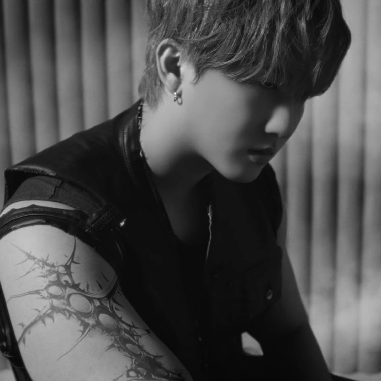 Behind-the-scenes cut of Changbin (Stray Kids)