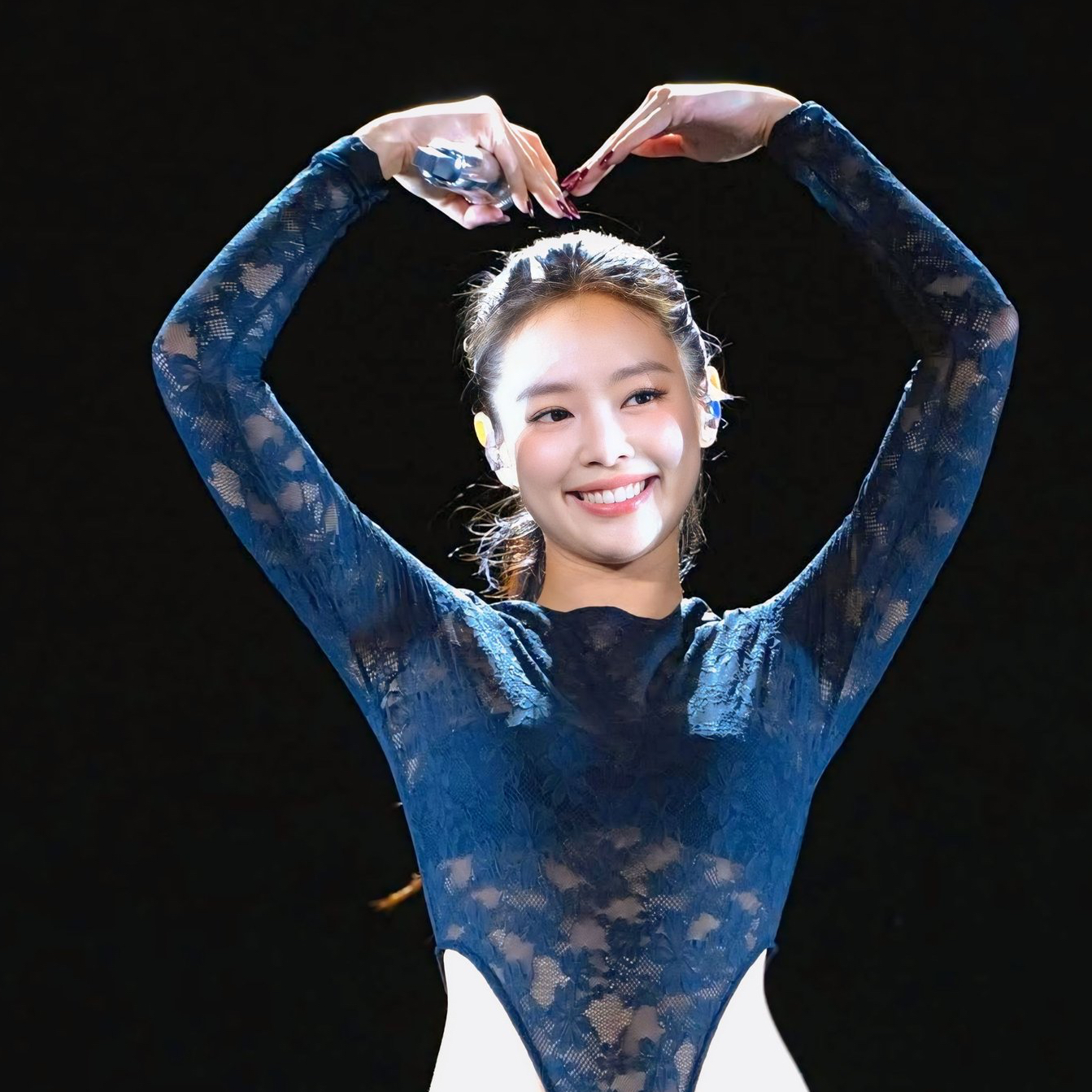 제니 (BLACKPINK)의 비하인드 컷