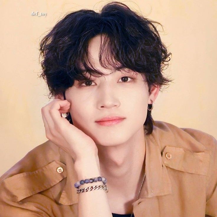 Latest photo of JAY B (GOT7)
