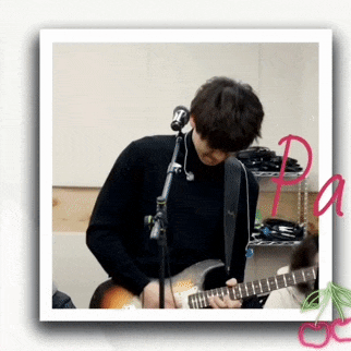 Recent activity shot of Chanyeol (EXO)