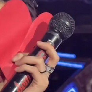 A moment captured by Hyunjin (Stray Kids)'s fan