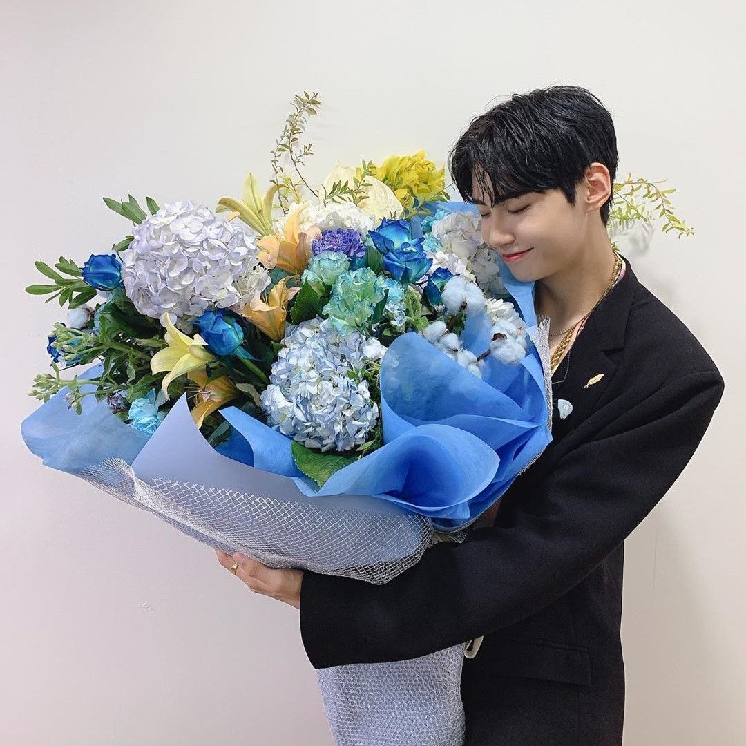 Recent activity shot of Lee Jinhyuk