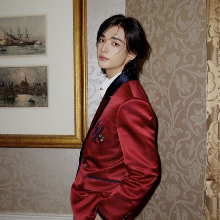 Latest photo of Hyunjin (Stray Kids)