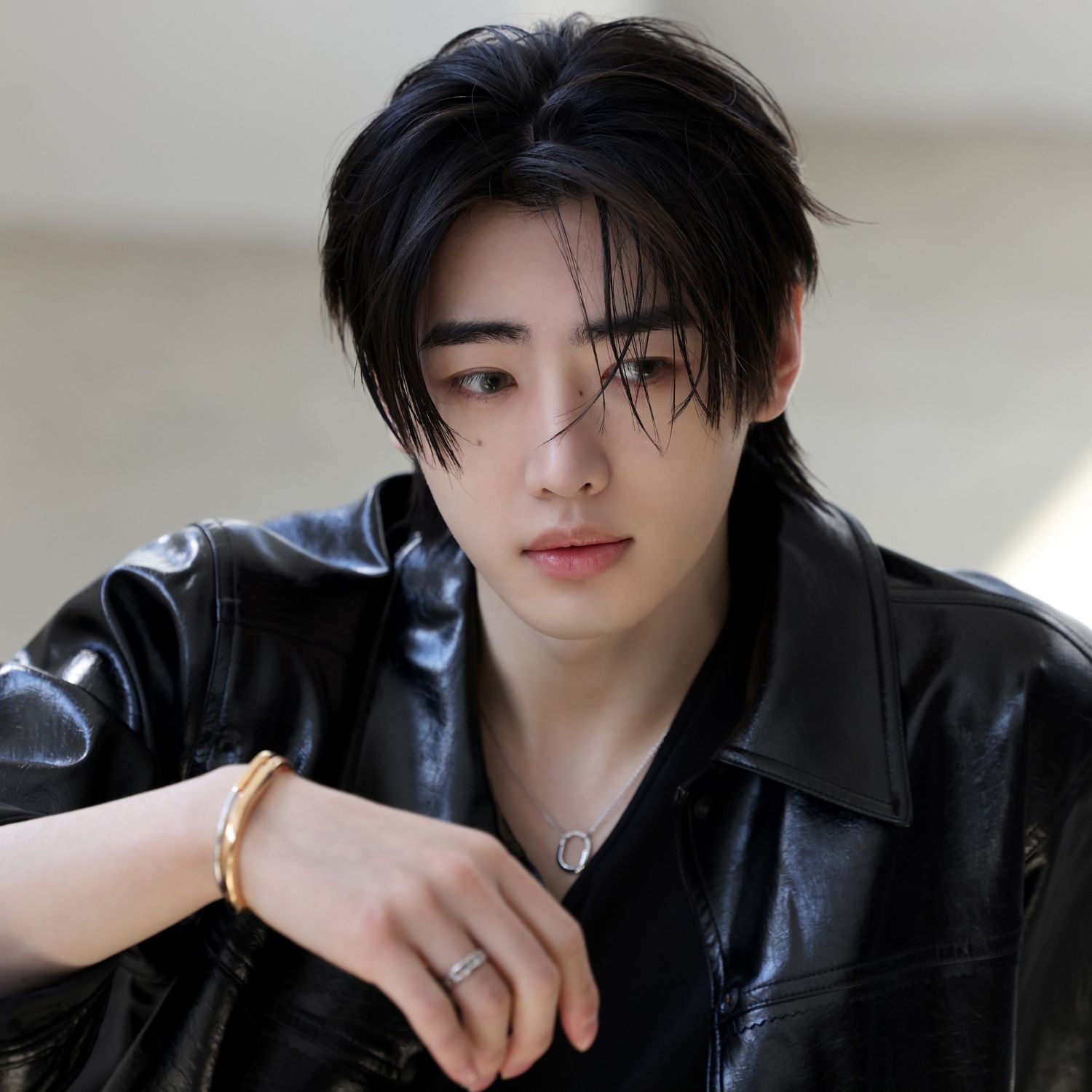 Latest photo of Sunghoon (ENHYPEN)