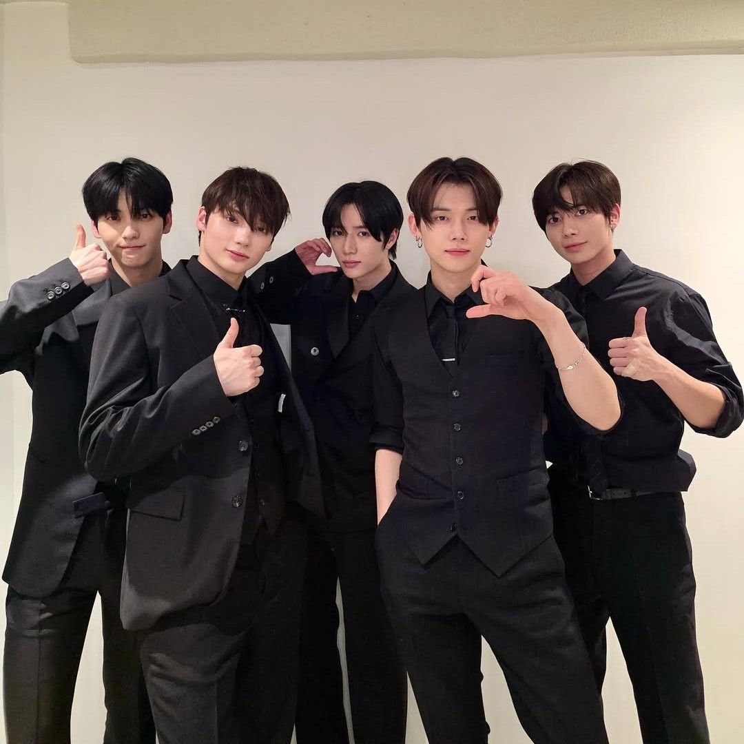 Recent activity shot of TOMORROW X TOGETHER