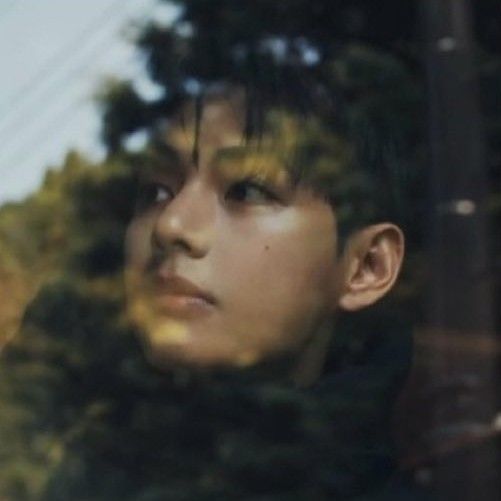V (BTS)の最近の活動写真
