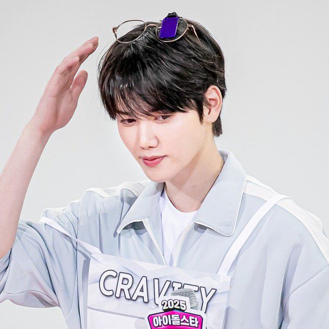 Recent activity shot of Minhee (CRAVITY)