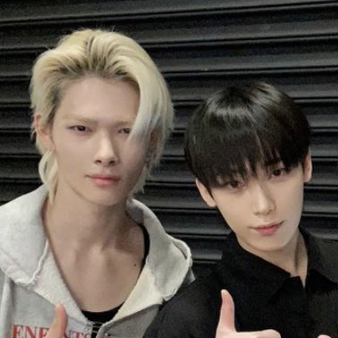 NI-KI (ENHYPEN)的幕後花絮