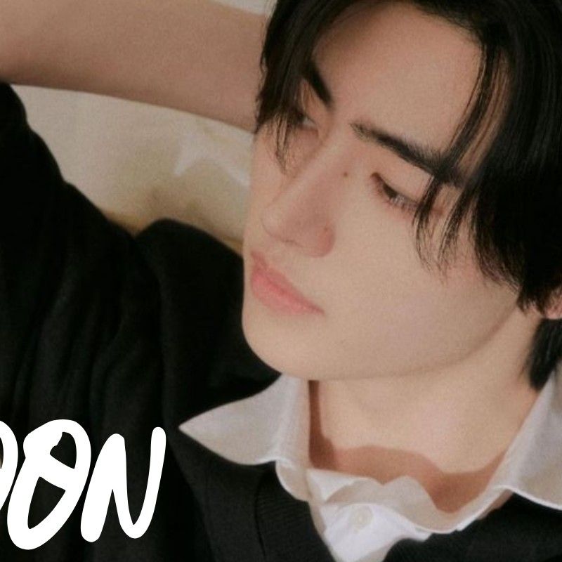 Latest photo of Sunghoon (ENHYPEN)