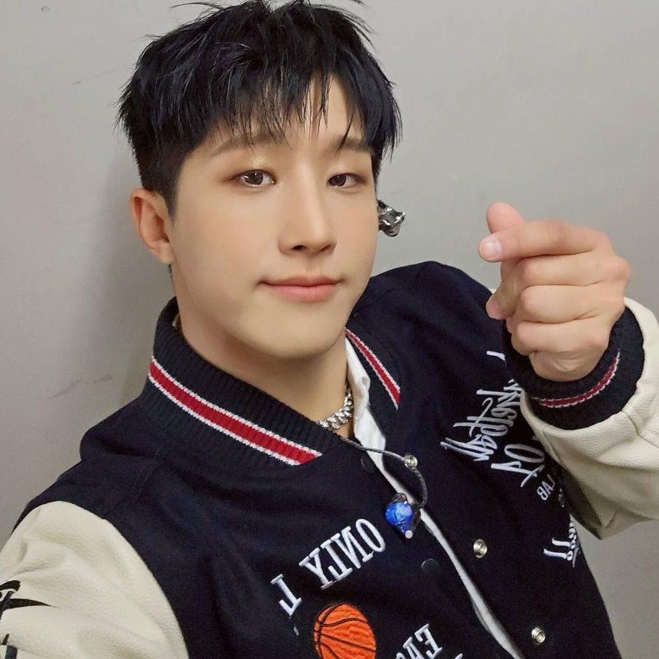 Latest photo of Jinjin (ASTRO)