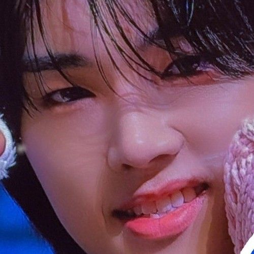 정수 (Xdinary Heroes)의 비하인드 컷