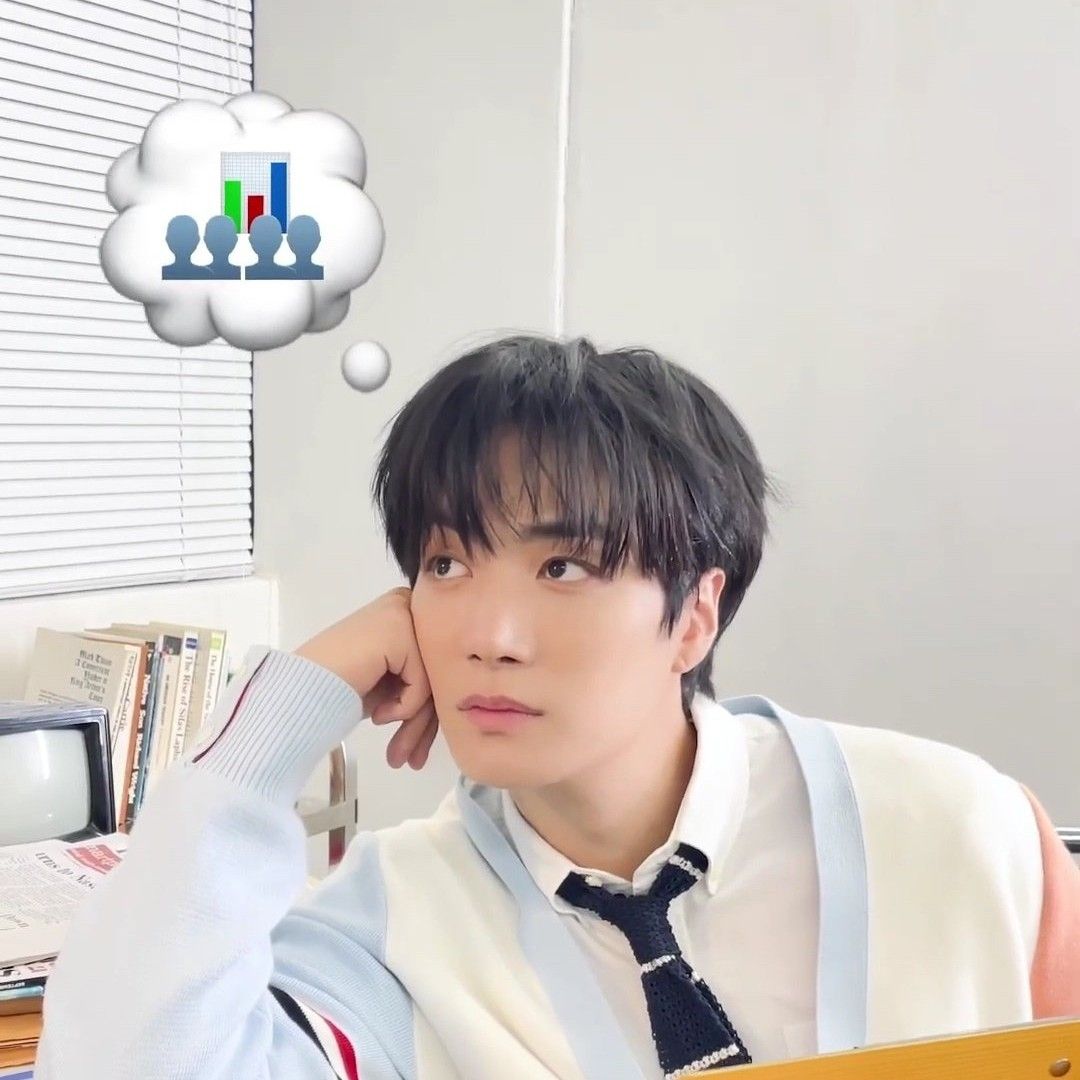 A moment captured by Kim Jonghyeon's fan