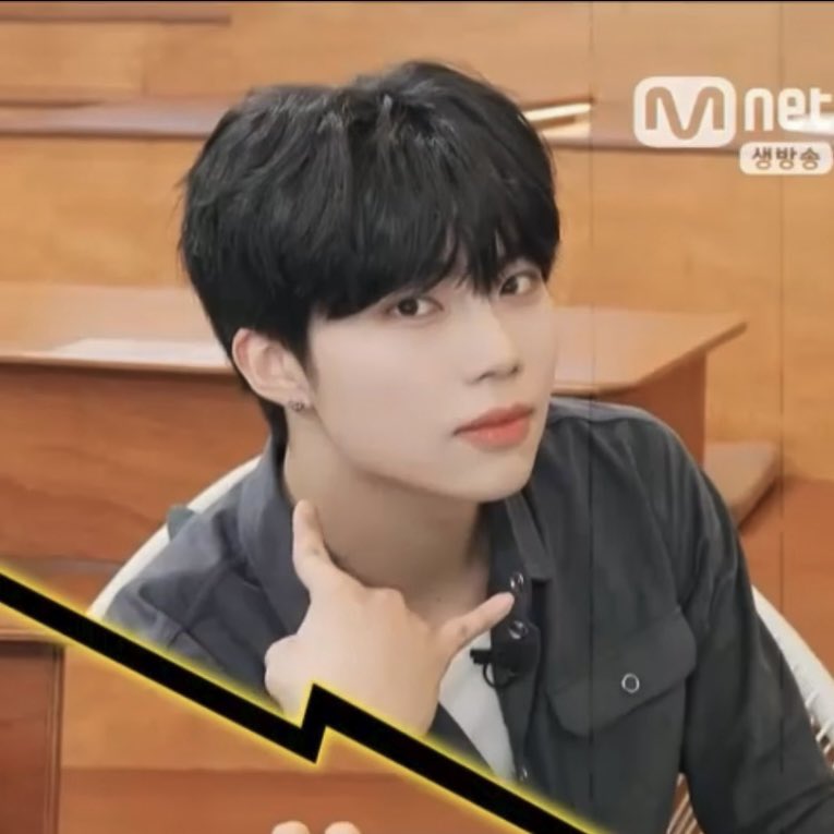 朴乾旭 (ZEROBASEONE)粉絲拍下的瞬間