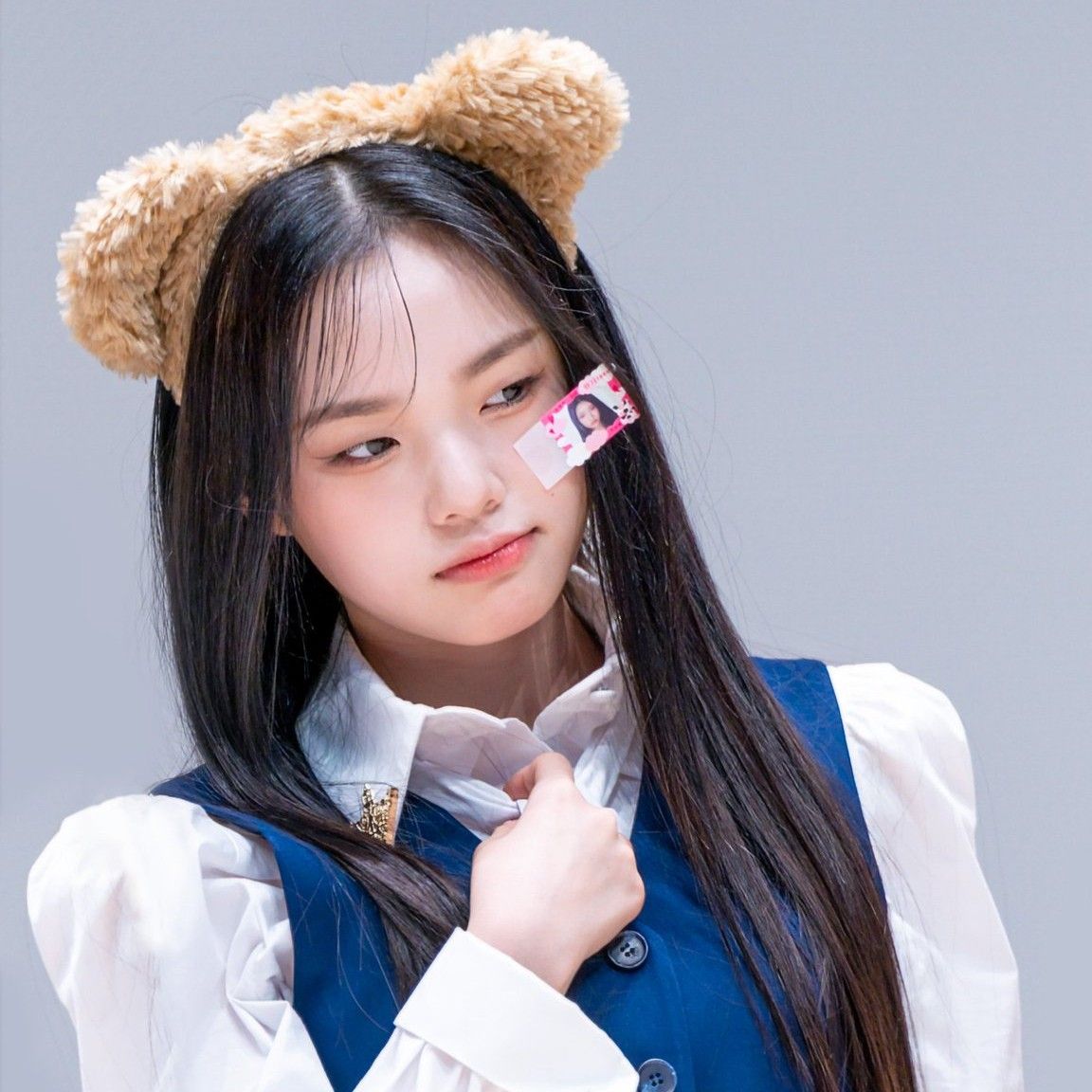 Recent activity shot of Park Boeun (CLASS:y)