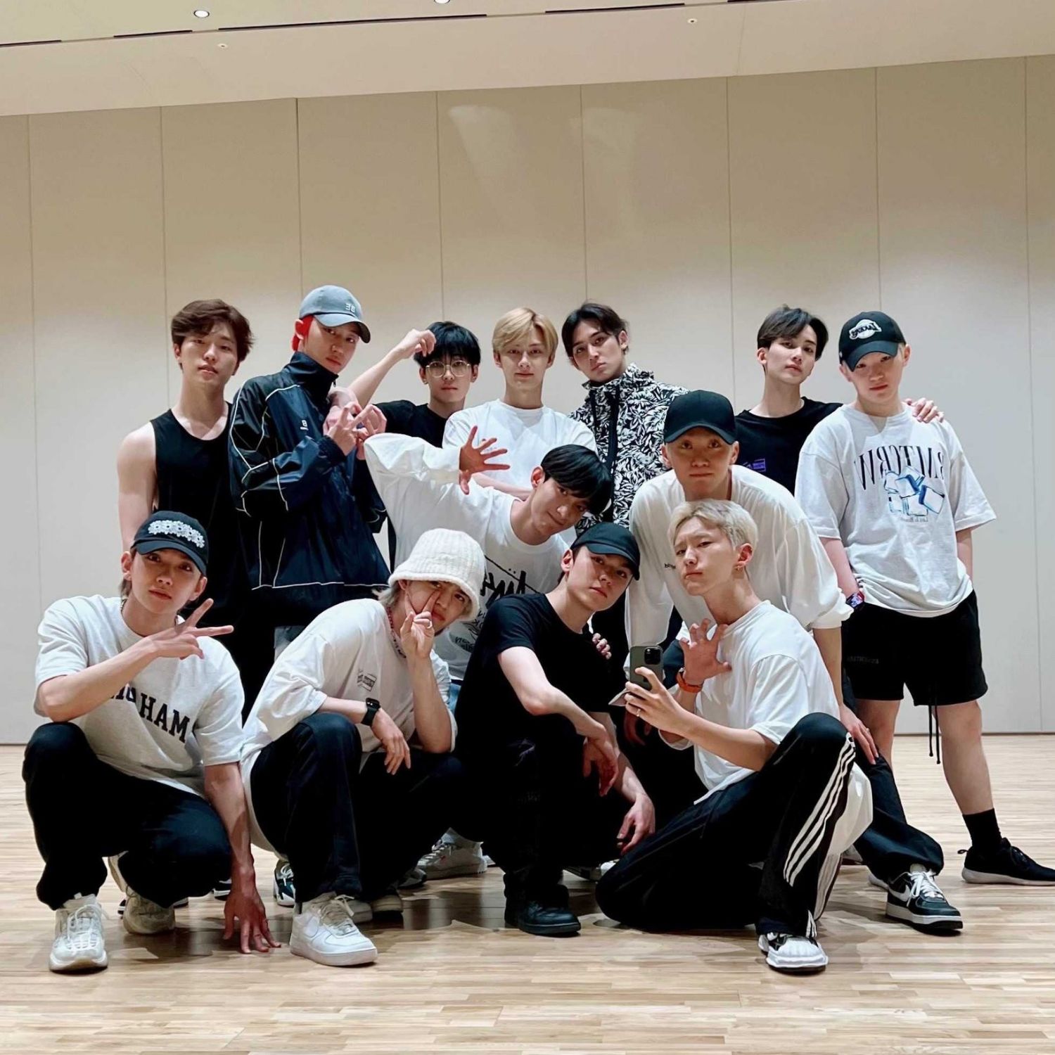 Momen yang diabadikan oleh penggemar SEVENTEEN