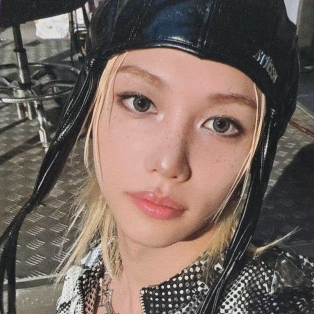 Latest photo of Felix (Stray Kids)