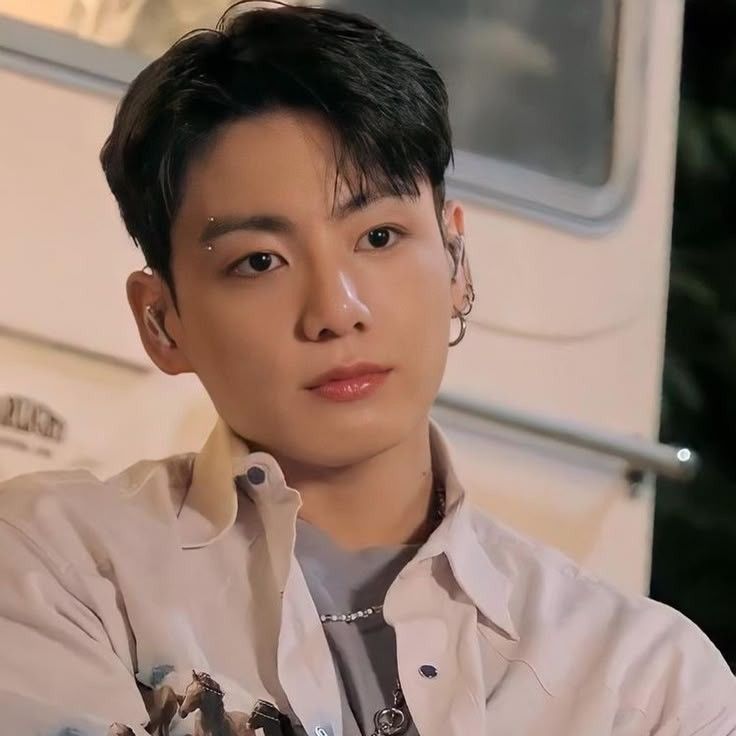 Latest photo of Jungkook (BTS)