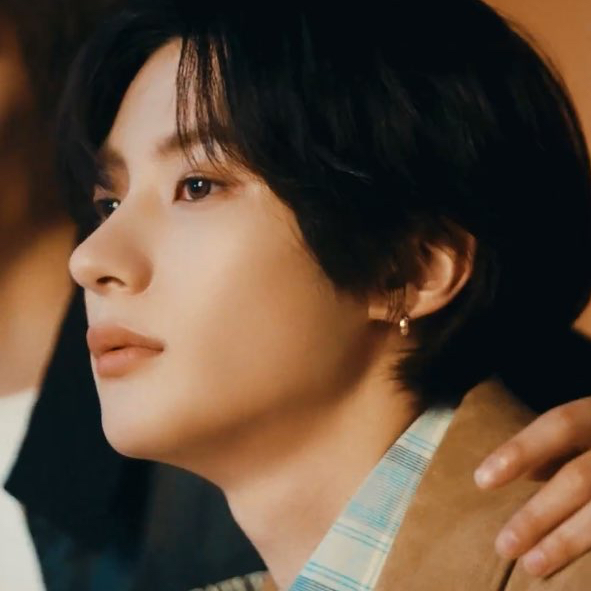 Recent activity shot of Anton (RIIZE)