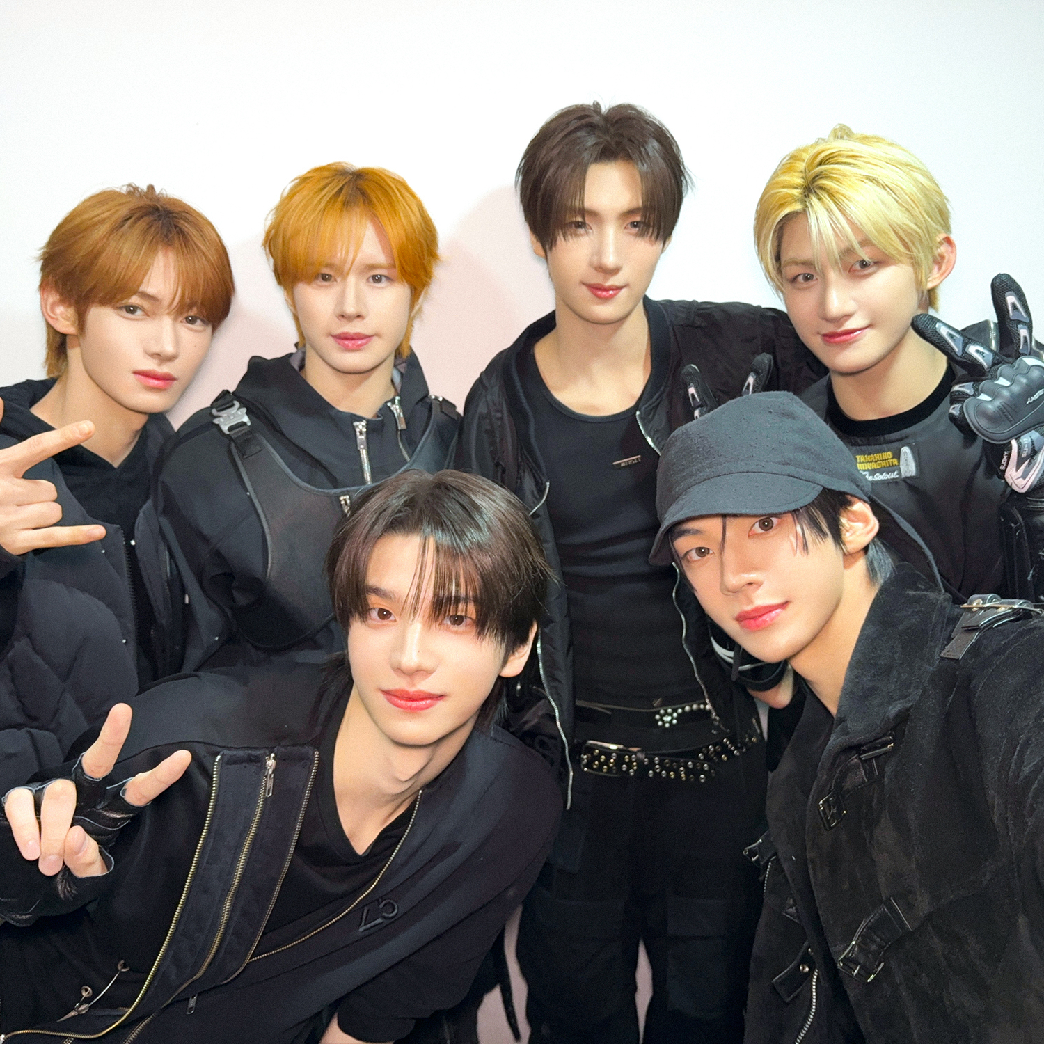 Behind-the-scenes cut of TWS